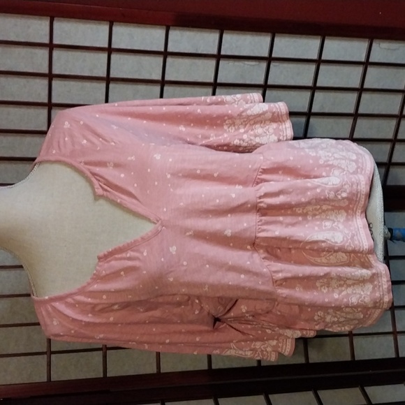 Sold #214 Pretty Lucky Brand Top - Picture 3 of 12